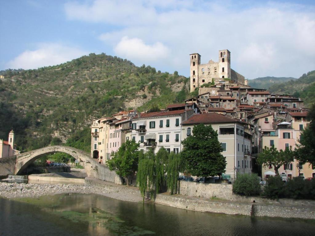 Beb I Girasoli Apartamento Dolceacqua Exterior foto